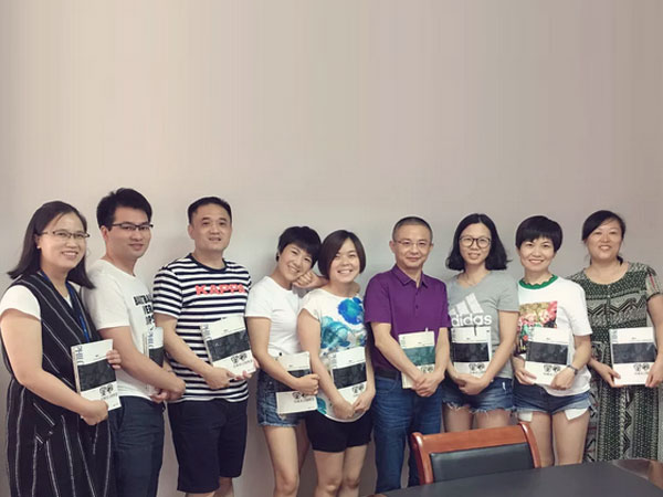 【堅持成習慣，習慣成優(yōu)秀】——《智者的頓悟》讀書分享會